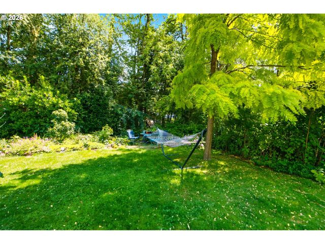 4920 Sw 31st Dr, Portland, OR 97239