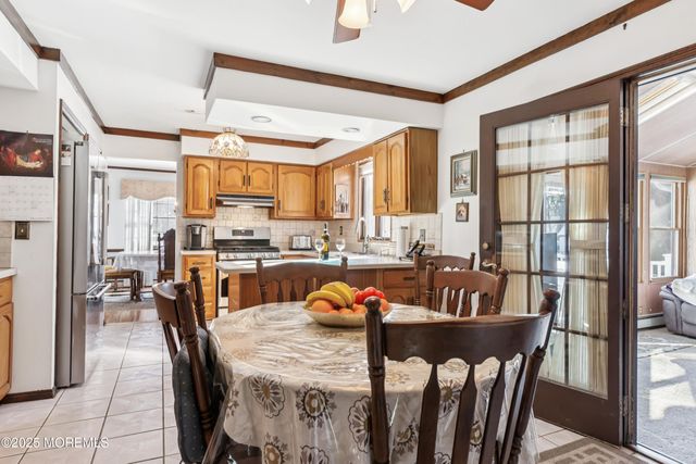 34 Michele Drive, Middletown, NJ 07748