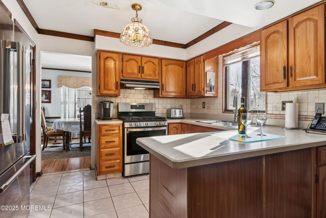 34 Michele Drive, Middletown, NJ 07748