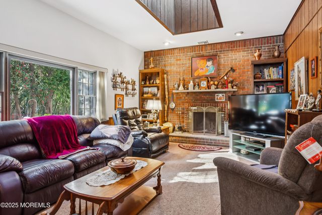 34 Michele Drive, Middletown, NJ 07748