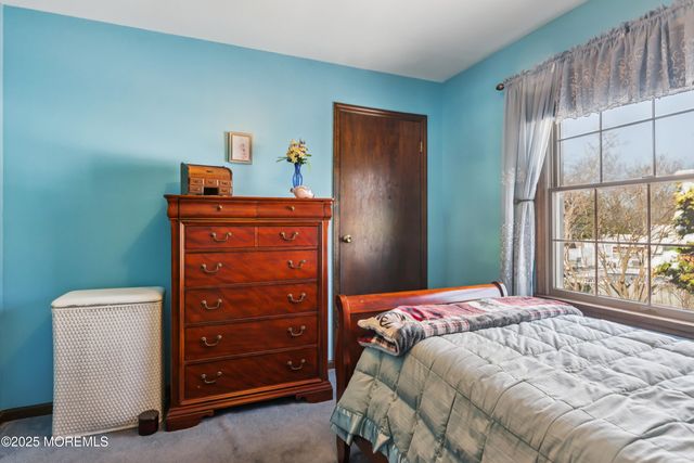 34 Michele Drive, Middletown, NJ 07748