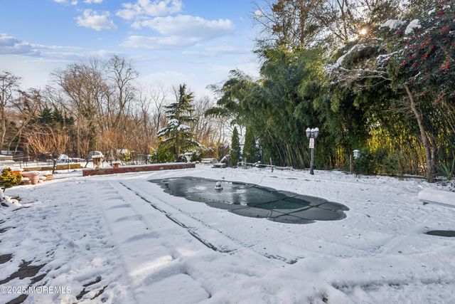 34 Michele Drive, Middletown, NJ 07748