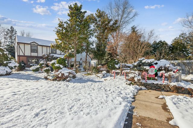 34 Michele Drive, Middletown, NJ 07748