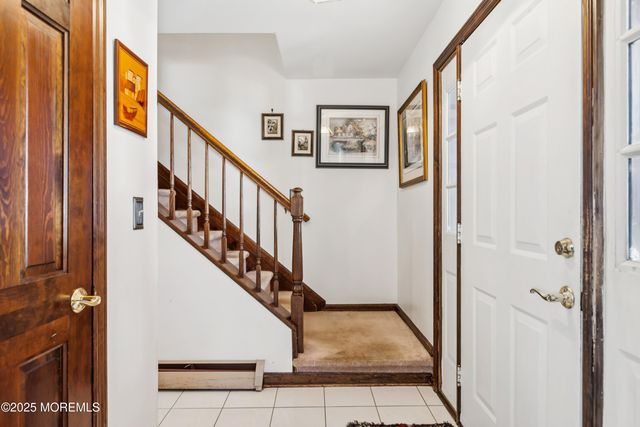 34 Michele Drive, Middletown, NJ 07748