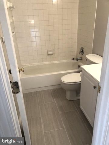 46529 RIVER MEADOWS TER, Sterling, VA 20165