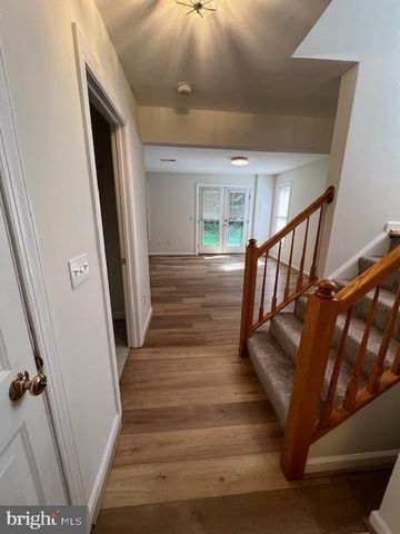 46529 RIVER MEADOWS TER, Sterling, VA 20165