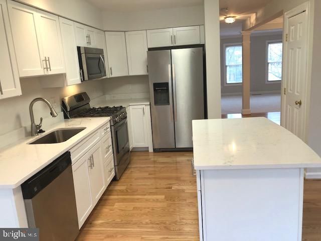 46529 RIVER MEADOWS TER, Sterling, VA 20165