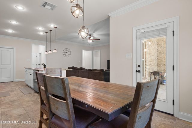 11656 Brookstone Drive, Ocean Springs, MS 39564