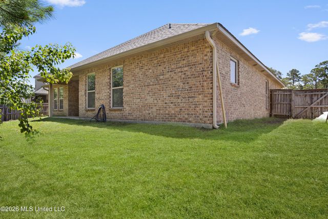 11656 Brookstone Drive, Ocean Springs, MS 39564