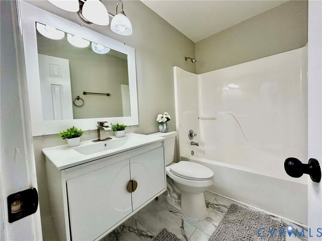 2104 Byron St, Henrico, VA 23222