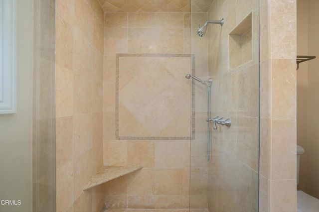 1095 Linda Glen Drive, Pasadena, CA 91105
