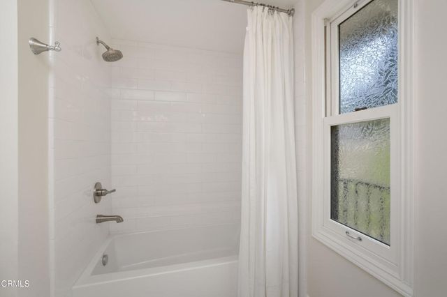 1095 Linda Glen Drive, Pasadena, CA 91105