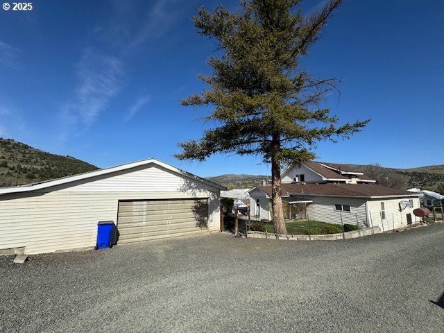 304 E MAIN St, John Day, OR 97845