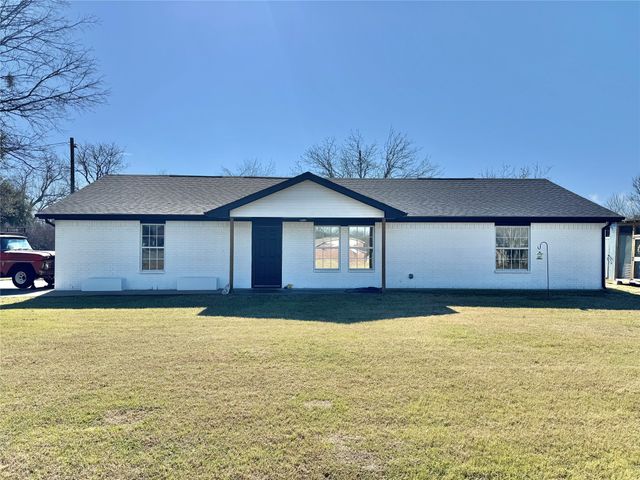 704 Shady Grove Court, Granbury, TX 76049