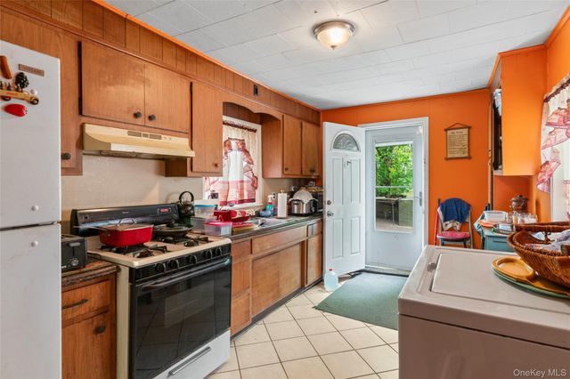 218 Targee Street, Staten Island, NY 10304