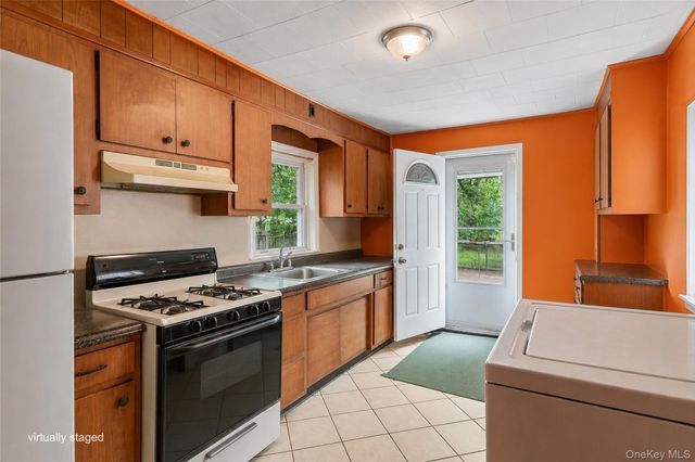 218 Targee Street, Staten Island, NY 10304