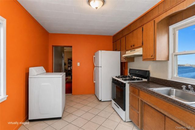 218 Targee Street, Staten Island, NY 10304