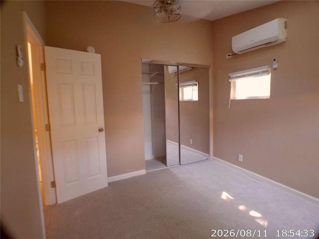 11406 E 10th Street S, Independence, MO 64054
