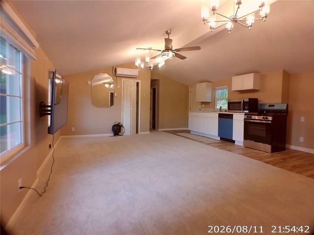 11406 E 10th Street S, Independence, MO 64054