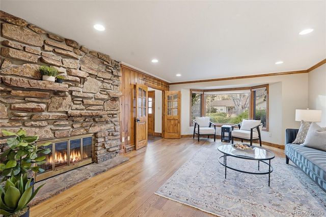 730 Crescent Lane, Lakewood, CO 80214