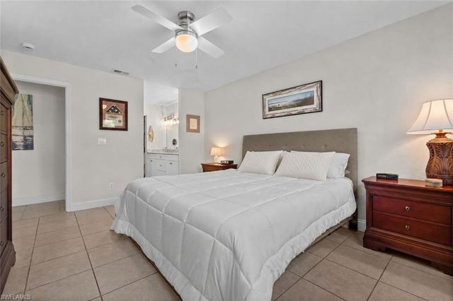 732 Woodshire LN I5, Naples, FL 34105