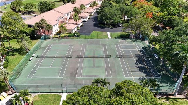 732 Woodshire LN I5, Naples, FL 34105