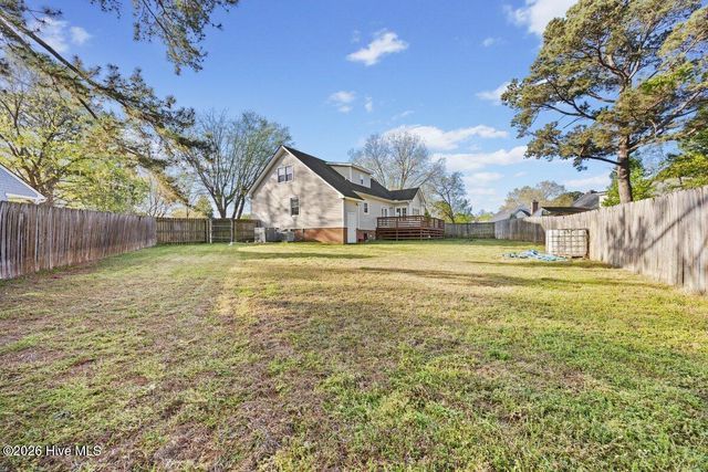 2905 Springflower Drive N, Wilson, NC 27896