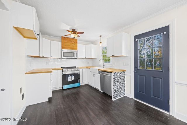 2905 Springflower Drive N, Wilson, NC 27896