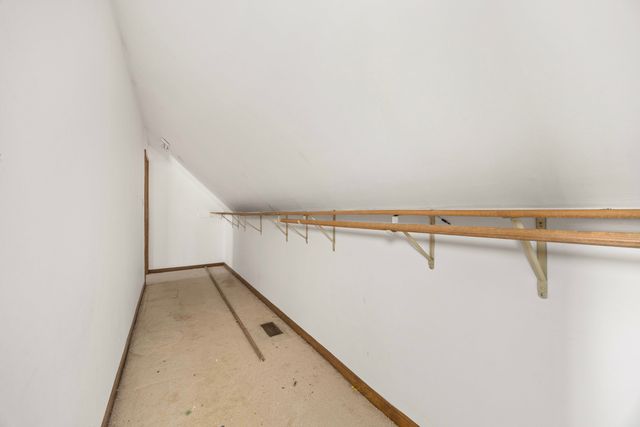 856 Bemis Road, Glen Ellyn, IL 60137