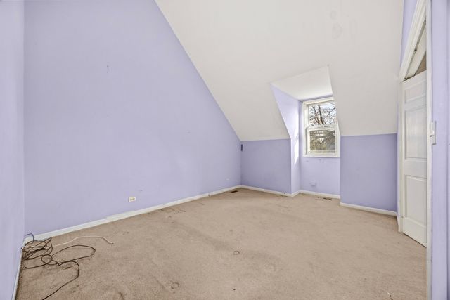 856 Bemis Road, Glen Ellyn, IL 60137