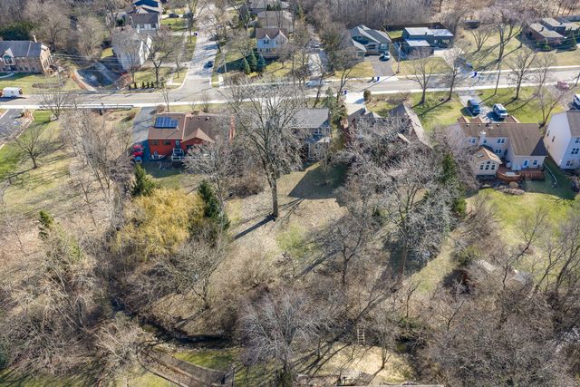 856 Bemis Road, Glen Ellyn, IL 60137