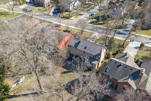 856 Bemis Road, Glen Ellyn, IL 60137