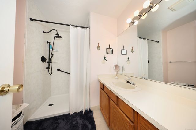 144 Spyglass Court 144, Torrington, CT 06790