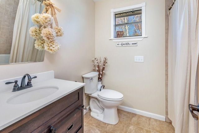 476 Rolling Hill Drive, Lake Charles, LA 70611