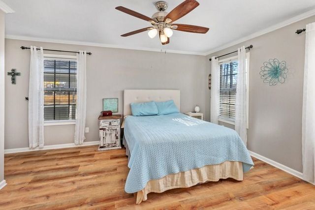 476 Rolling Hill Drive, Lake Charles, LA 70611