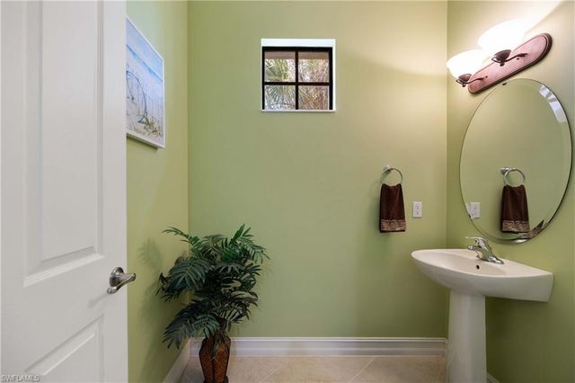 9114 Capistrano ST S 8501, Naples, FL 34113