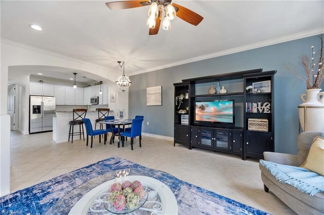 9114 Capistrano ST S 8501, Naples, FL 34113