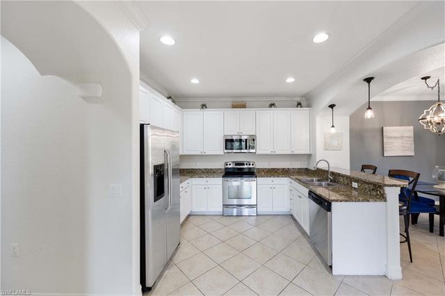 9114 Capistrano ST S 8501, Naples, FL 34113