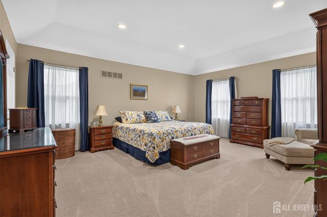 38 Plains Gap Road, North Brunswick, NJ 08902