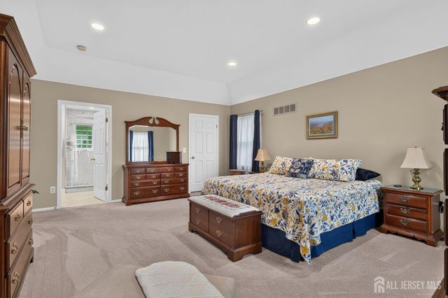 38 Plains Gap Road, North Brunswick, NJ 08902