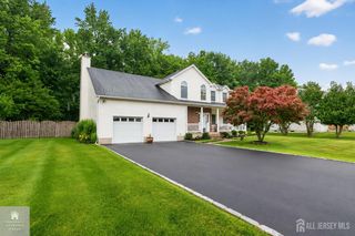 38 Plains Gap Road, North Brunswick, NJ 08902