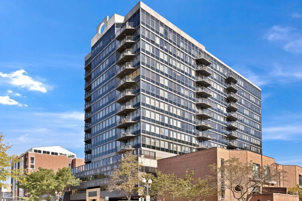 1309 N WELLS Avenue 501, Chicago, IL 60610 — exterior