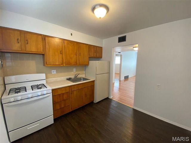 8518 Titchfield Court D, St Louis, MO 63123