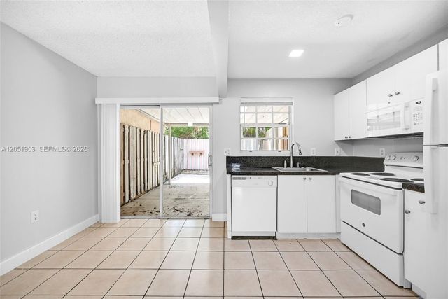 7510 SW 152nd Avenue B107, Miami, FL 33193