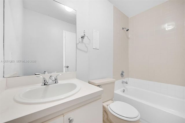 7510 SW 152nd Avenue B107, Miami, FL 33193