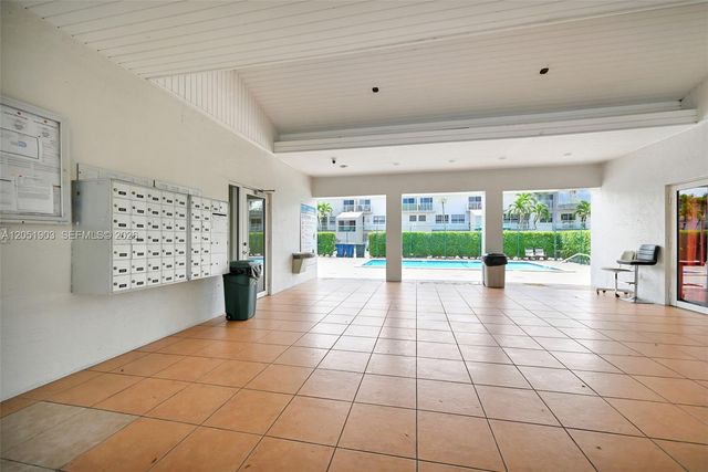 7510 SW 152nd Avenue B107, Miami, FL 33193