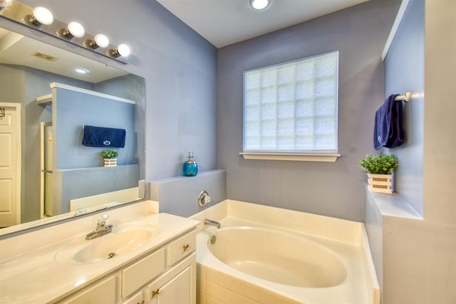 805 Abalone Ct., Myrtle Beach, SC 29579