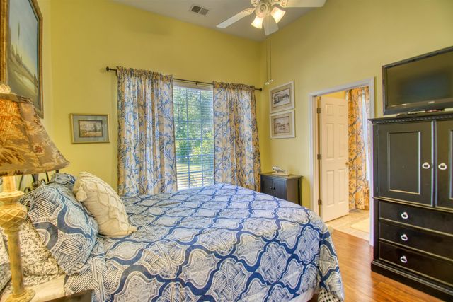 805 Abalone Ct., Myrtle Beach, SC 29579