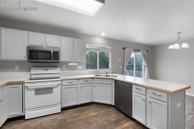 4325 Crow Creek Drive, Colorado Springs, CO 80922