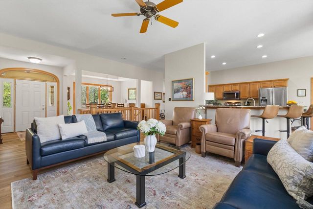 5100 Richmond DRIVE, Racine, WI 53406